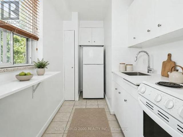 308 88 Bernard Avenue, Toronto, ON, M5R 1R7 lease for lease | Listing ID C13428 | Royal LePage