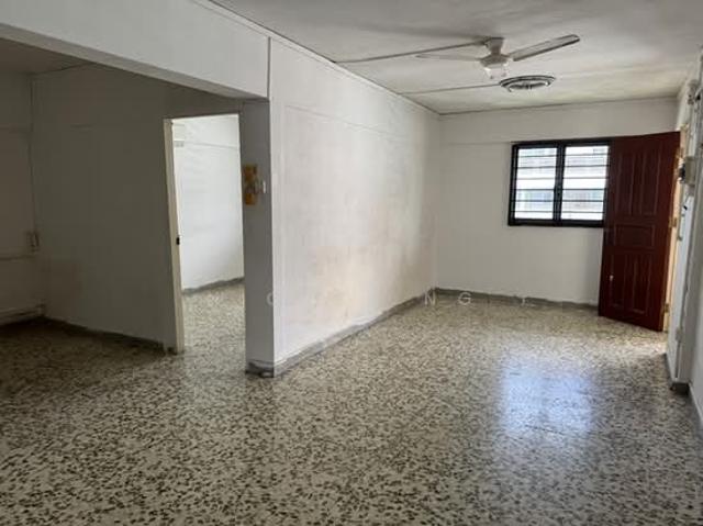 308 Clementi Avenue 4 HDB Apartment For Sale, $515,000, 2 Bed 2 Bath 882 sqft $584.00 psf