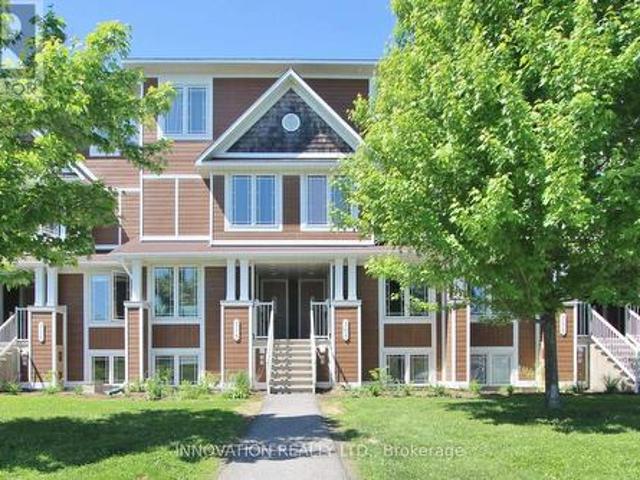 308 Crownridge Dr Drive, Ottawa, ON, K2M 3A4 townhouse for lease | Listing ID X13724 | Royal LePage