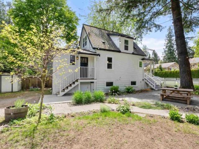 3092 Allan Road, North Vancouver, BC, V7J 3C4 house for sale | Listing ID R3023 | Royal LePage