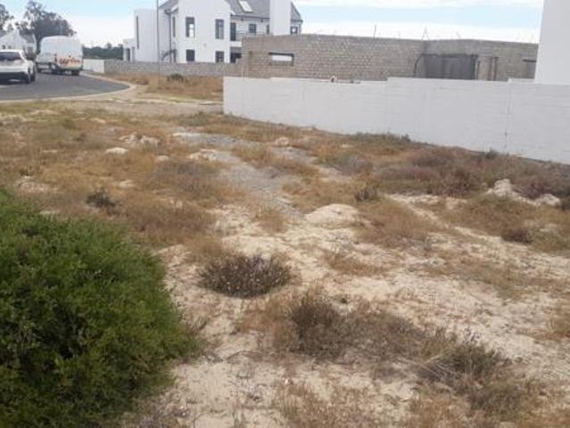 309 m² Land available in Britannia Bay