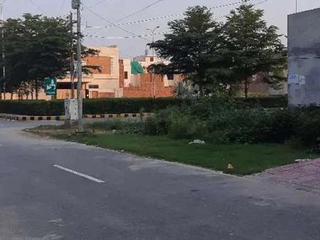 30×45 C 134 model city 1 Faisalabad ID 26772