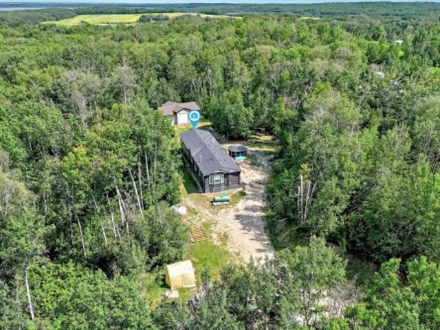 30 55 Rge Road 13, Rural Lac Ste. Anne County, AB, T5R 2R6 house for sale | Listing ID E4501 | Royal LePage