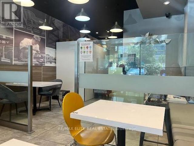 30 7181 Yonge Street, Markham, ON, L3T 0C7 commercial for sale | Listing ID N13033 | Royal LePage