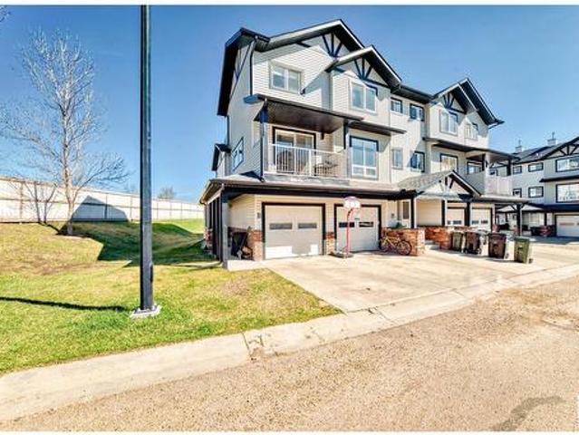 30 11 Clover Bar Ln, Sherwood Park, AB, T8H 0C4 townhouse for sale | Listing ID E4434 | Royal LePage