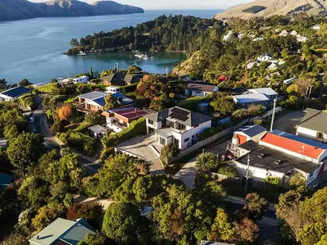 30 Te Ara Crescent, Diamond Harbour, NZ 8972 House for Sale