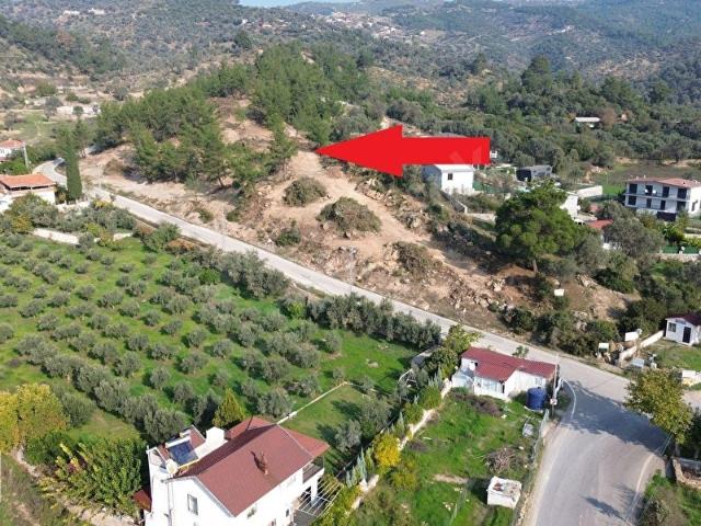 30 VİLALIK KÖY YERLEŞİM ALANINDA FIRSAT ARAZİ TAKASA AÇIK