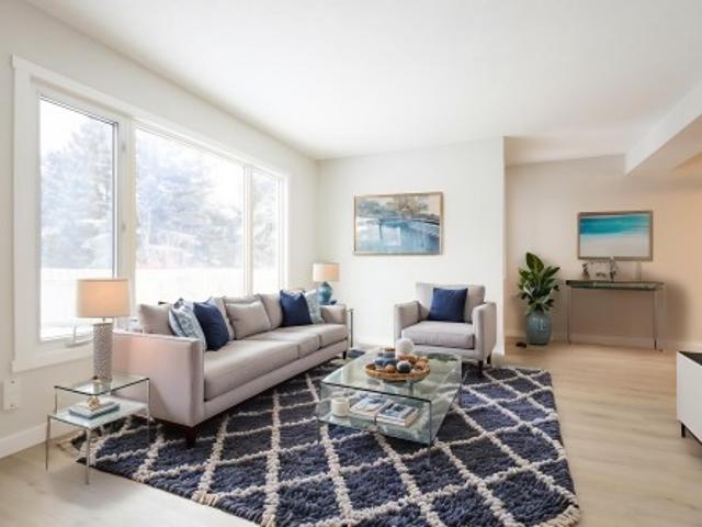 30 Amberly Court, Edmonton, AB, T5A 2H9 townhouse for sale | Listing ID E4497 | Royal LePage