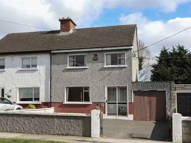 30 Beneavin Drive, Glasnevin, Dublin 11
