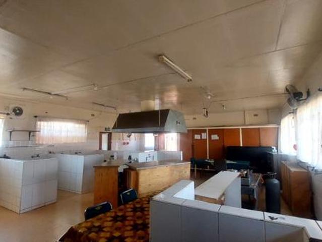 30 Bedroom House in Ogies