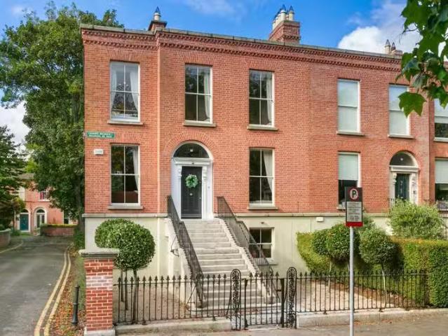 30 Belgrave Square West, Rathmines, Dublin 6, D06C7R8 is for s.