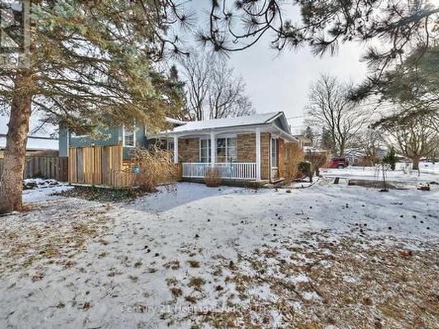 30 Cartier Drive, St. Catharines 442 Vine/Linwell, ON, L2M 2E7 house for sale | Listing ID X11952 | Royal LePage