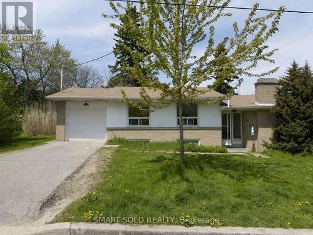 30 Caswell Drive, Toronto, ON, M2M 3L9 house for sale | Listing ID C13147 | Royal LePage
