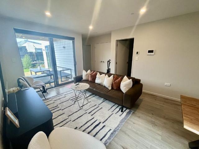 30 Clayden Shuttleworth Street, Takanini, Auckland
