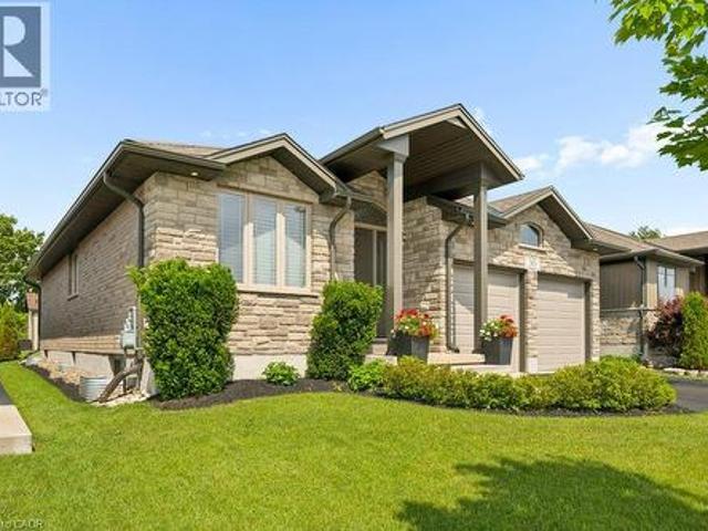 30 Duncan Court, Fergus, ON, N1M 0E9 house for sale | Listing ID 40854 | Royal LePage