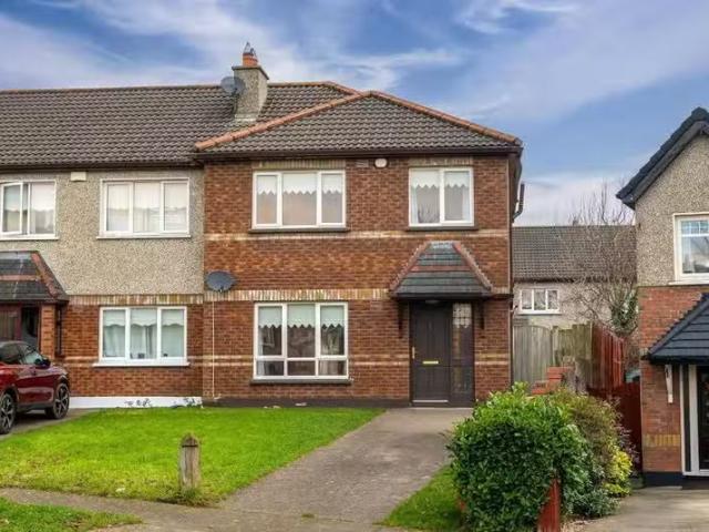 30 Ellensborough Downs, Kiltipper, Dublin 24, D24NV9R is for s.