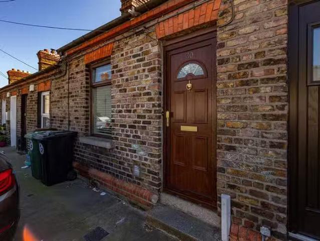 30 Eugene Street, Dublin 8, The Coombe, Dublin 8, D08Y5DE is f.