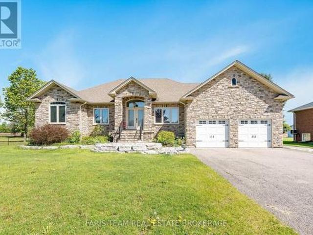 30 Fisher Drive, Adjala Tosorontio, ON, L0M 1J0 house for sale | Listing ID N13210 | Royal LePage