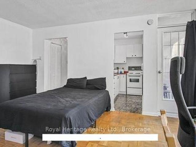 30 Gloucester Street, Toronto Church Yonge Corridor, ON, M4Y 1L6 lease for lease | Listing ID C13445 | Royal LePage