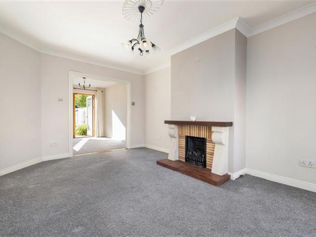 30 Glenbourne Close, Leopardstown, Dublin 18 Russell Estate Agents 4840 MyHome. Ie Residential