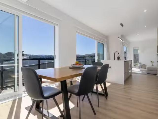 30 Hokioi Drive, Porirua, Porirua City
