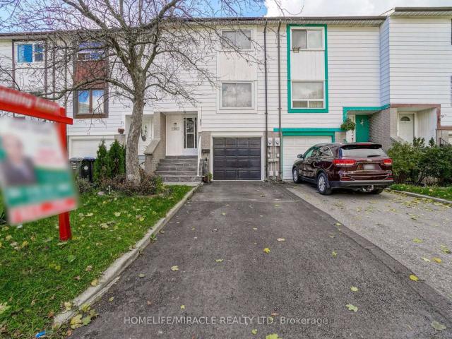 30 Hoskins Square, Brampton | 3Beds/2Bath, Townhouse, $2,700/mo | Condos. Ca