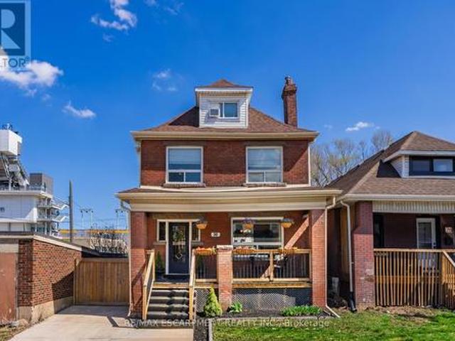 30 Lottridge Street, Hamilton, ON, L8L 6T5 house for sale | Listing ID X13543 | Royal LePage