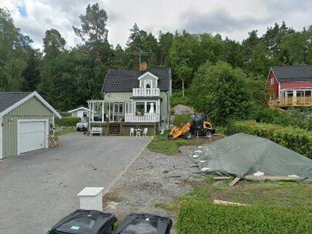 30 m2 lägenhet uthyres i Huddinge