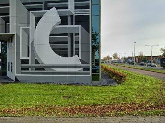 30 m2 office space for rent in Capelle aan den IJssel