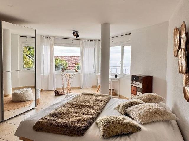 30 m²