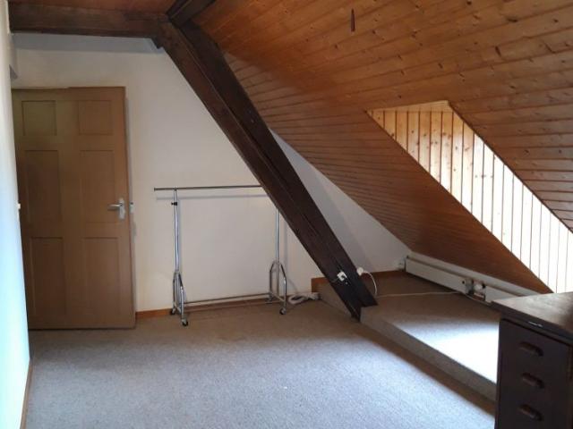 30 m²