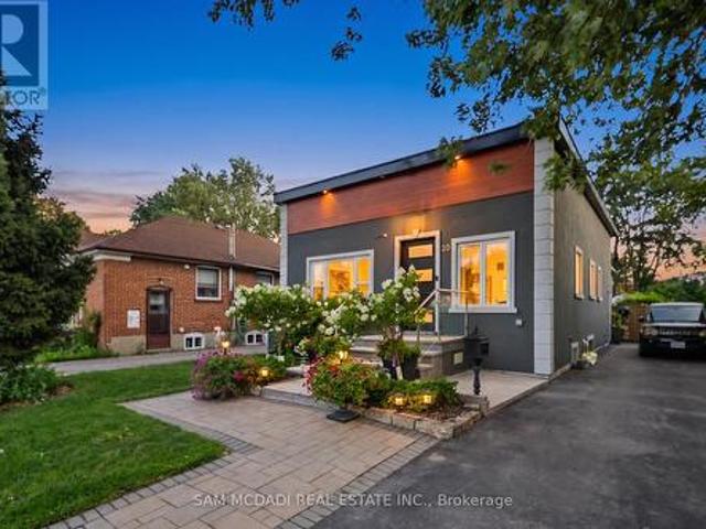 30 Maple Avenue N, Mississauga, ON, L5H 2S1 house for sale | Listing ID W13609 | Royal LePage