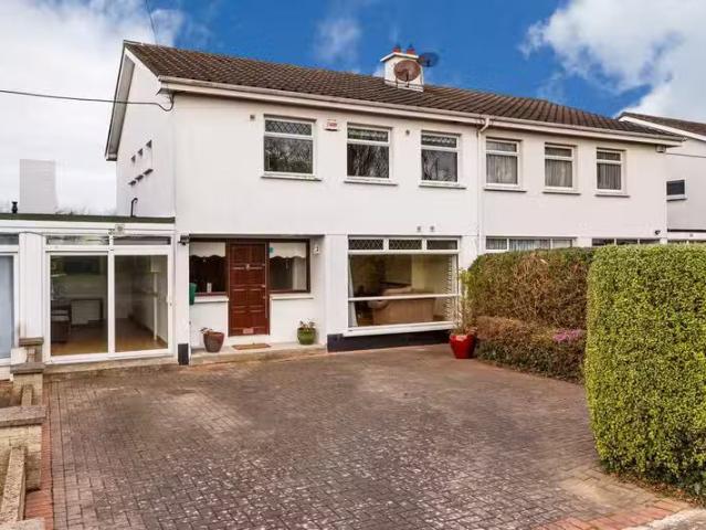 30 Millview Lawns, Malahide, K36WF65 is for sale
