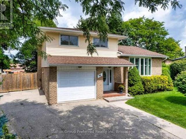 30 Peers Place, Woodstock South, ON, N4S 8G8 house for sale | Listing ID X13650 | Royal LePage