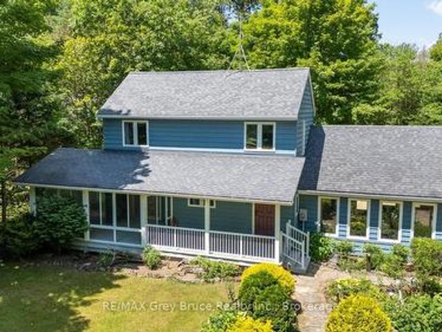 30 Riverside Place, South Bruce Peninsula, ON, N0H 2G0 house for sale | Listing ID X13582 | Royal LePage