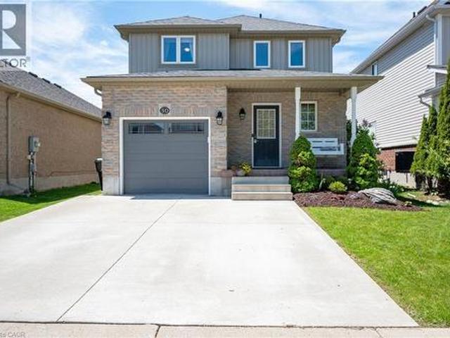 30 Robb Road, Elmira, ON, N3B 3P6 house for sale | Listing ID 40831 | Royal LePage