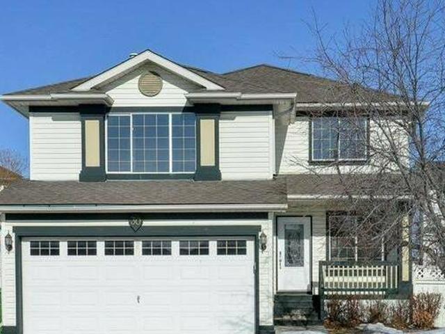 30 Scotia Bay NW Calgary AB T3L 2A9 For Sale