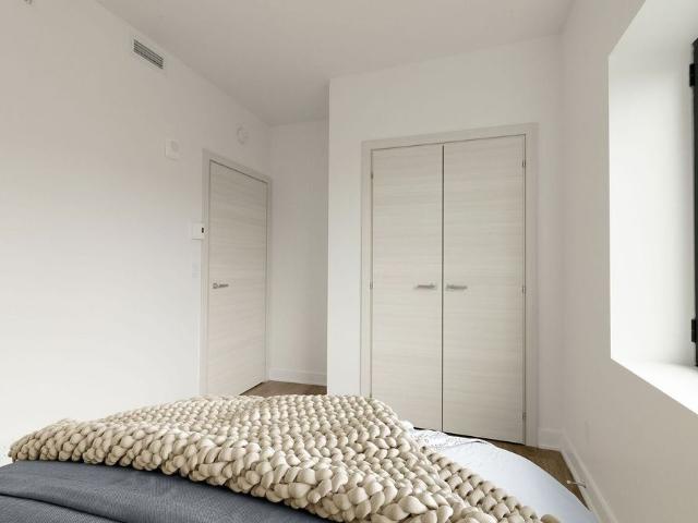 30 Saint Joseph Boulevard Est