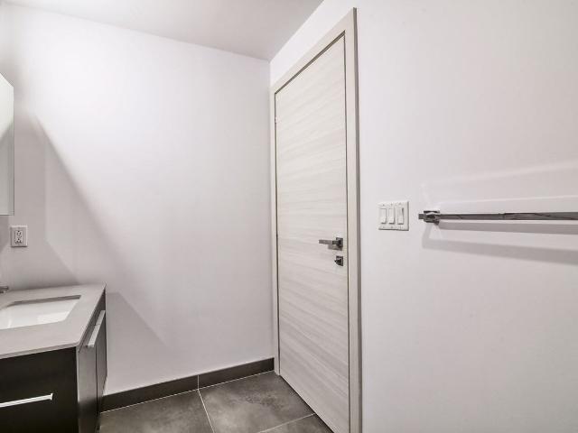 30 Saint Joseph Boulevard Est 3 Bedroom Apartment for Rent at 30 Boul Saint Joseph E, Montréal, QC H2T 1G9 Mile End