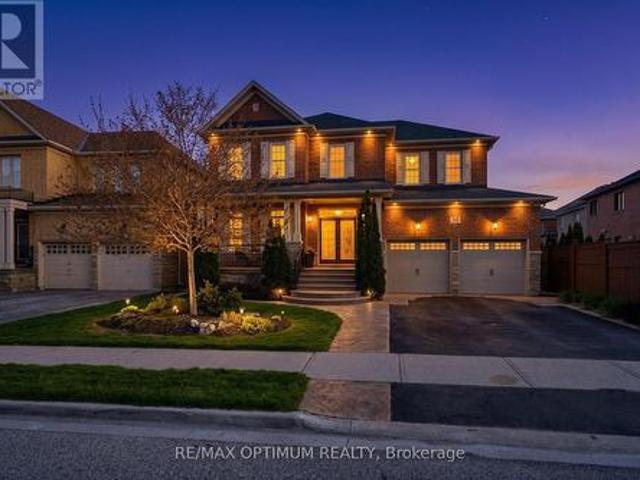 30 Sorbonne Drive, Brampton, ON, L6P 1Z3 house for sale | Listing ID W13141 | Royal LePage