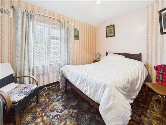 95,000 | 30 St Joseph's Park, Nenagh, Co. Tipperary Sherry FitzGerald Talbot 4973 MyHome. Ie Residential