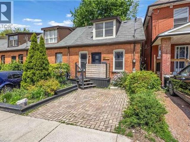 30 Sunset Avenue, Hamilton, ON, L8R 1V6 house for sale | Listing ID 40834 | Royal LePage