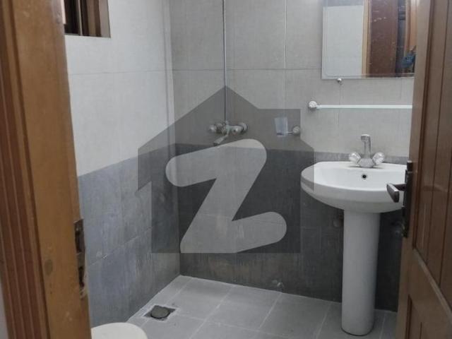 30x60 Triple Storey House Available For Rent G 15/1