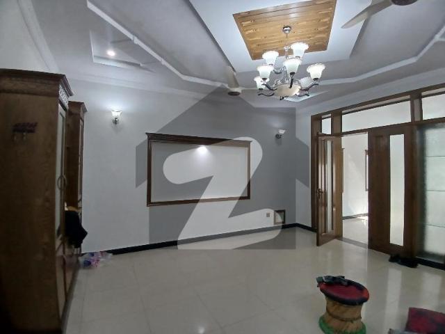 30x60 Beautiful House For Sale in G 13