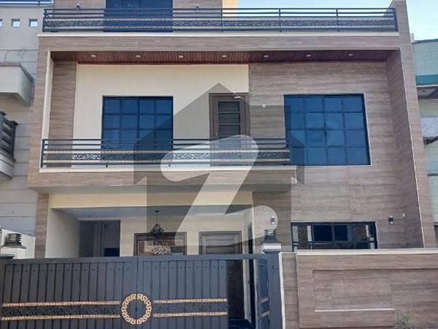 30x60 Beautifull House For Sale in G 13