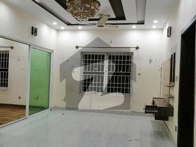 30x60 Full House Available for Rent in G 13/2