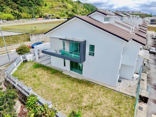 3100 Sqft CORNER LOT Double Storey Rimbun Harmoni Seremban 2 Seremban