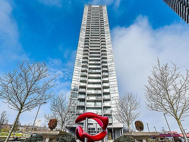3101 13618 100 Avenue Surrey, British Columbia