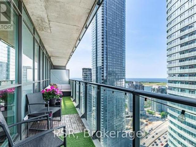 3101 55 Bremner Boulevard, Toronto, ON, M5J 0A6 condo for sale | Listing ID C13105 | Royal LePage