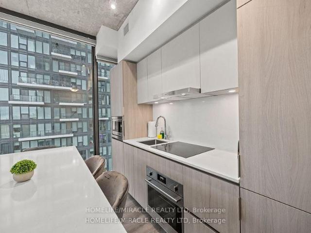 3102 47 Mutual Street, Toronto | Leased, C12841 | Condos. Ca